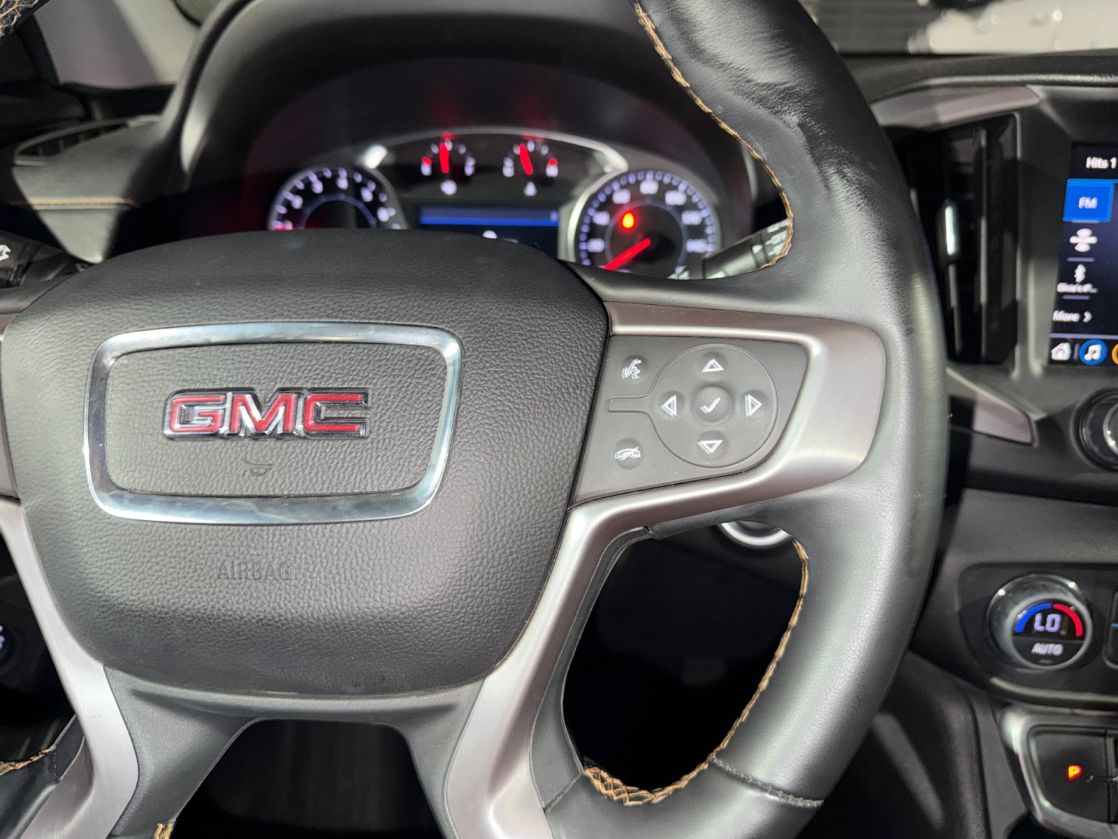 Used 2024 GMC Terrain AT4 AWD/4WD image 19