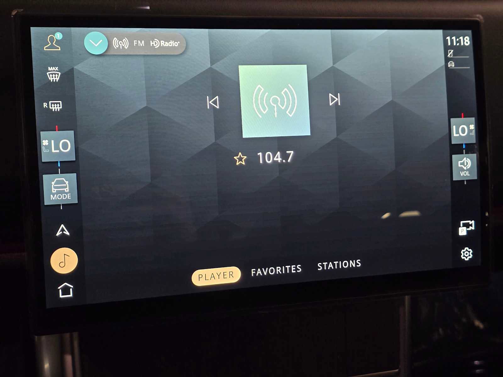 New 2025 Land Rover Range Rover Long Wheelbase SE image 30