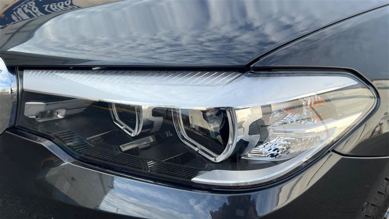 Used 2018 BMW 530e RWD image 26