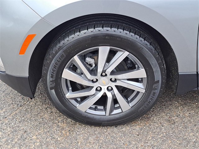 Used 2023 Chevrolet Equinox Premier image 9