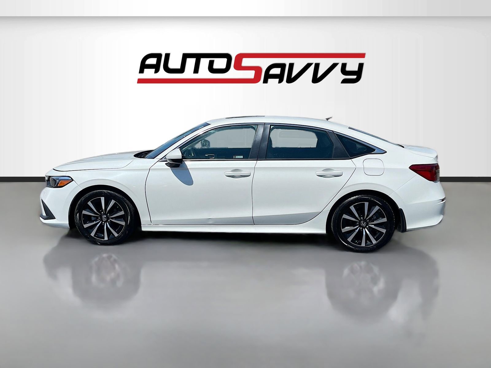 Used 2024 Honda Civic EX image 4