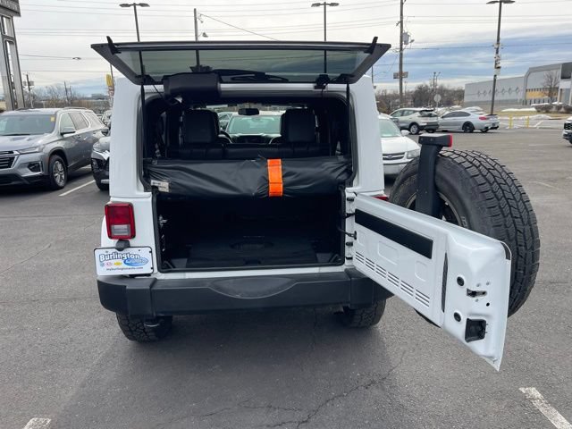 Used 2016 Jeep Wrangler Unlimited Rubicon w/ Dual Top Group AWD/4WD image 7