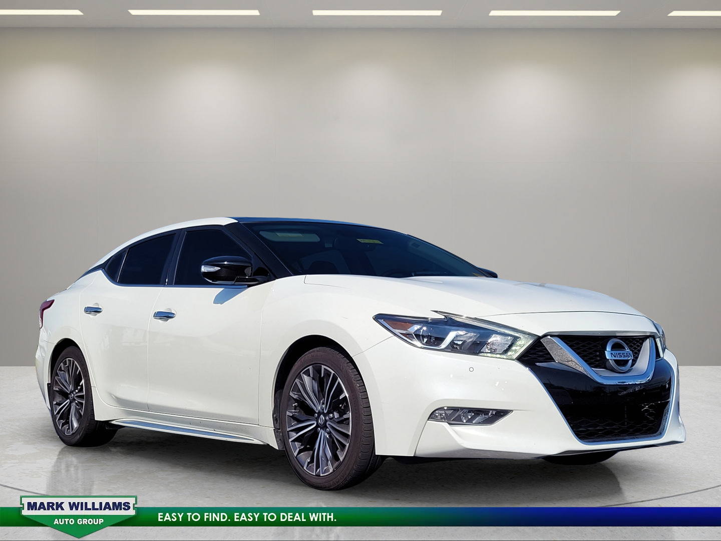 Used 2017 Nissan Maxima Platinum w/ Medallion Package FWD image 1
