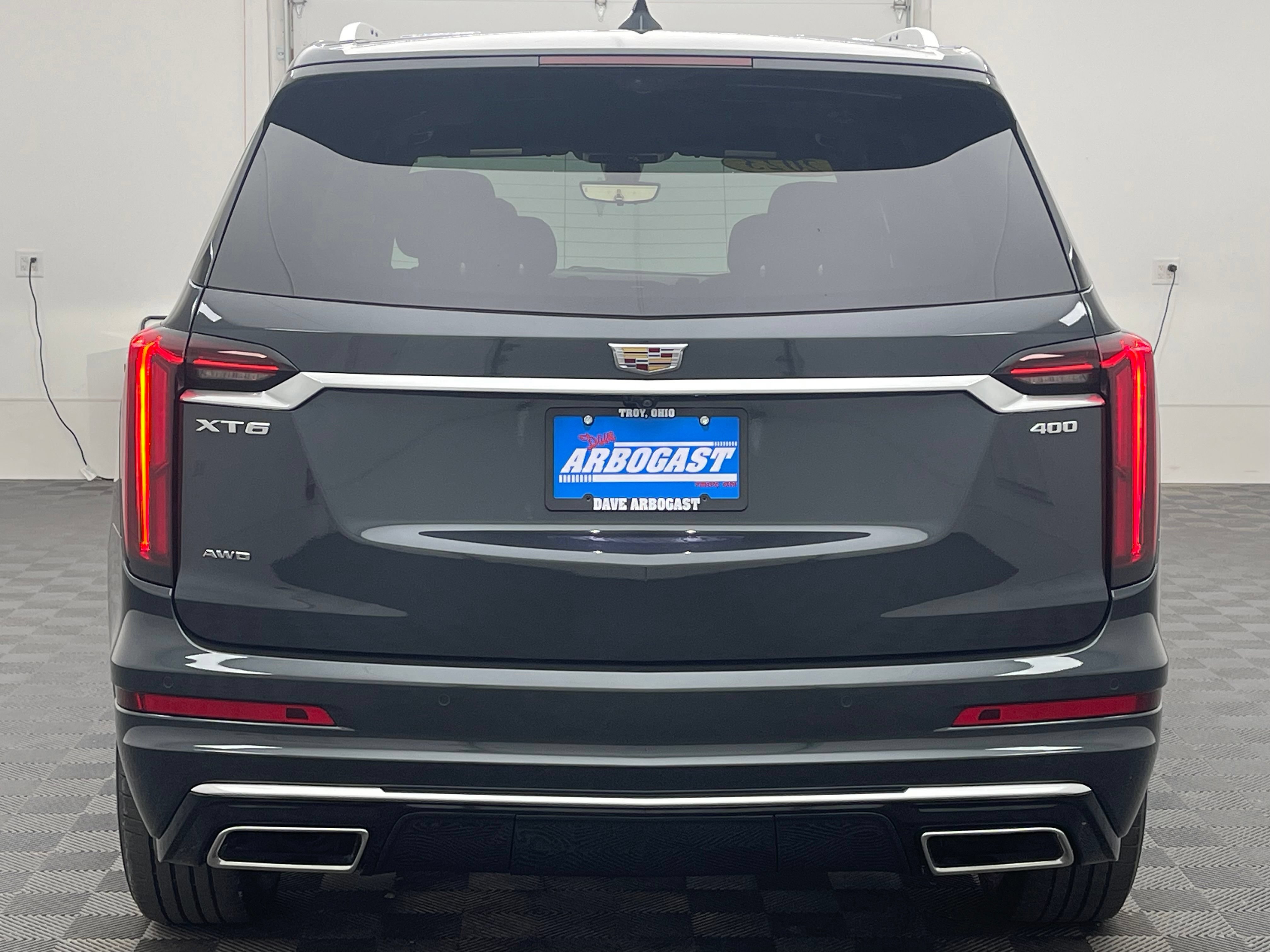 Used 2023 Cadillac XT6 Premium Luxury w/ Technology Package AWD/4WD image 11