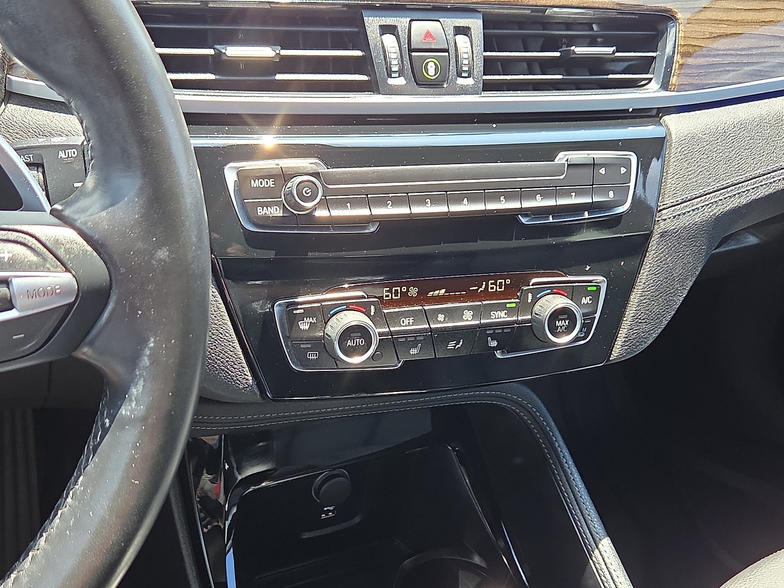 Used 2022 BMW X1 xDrive28i w/ M Sport Package AWD/4WD image 19