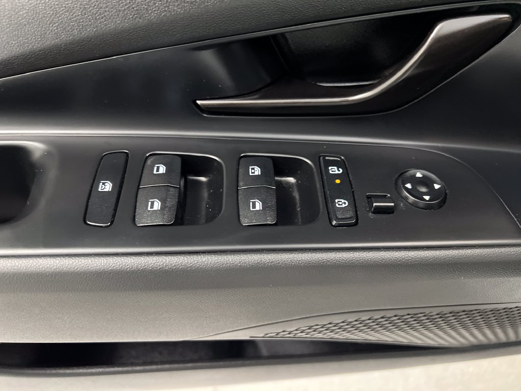 Used 2026 Hyundai Elantra Sport FWD image 15
