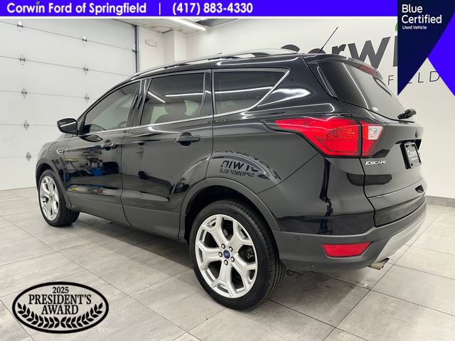 Certified 2019 Ford Escape Titanium AWD/4WD image 3