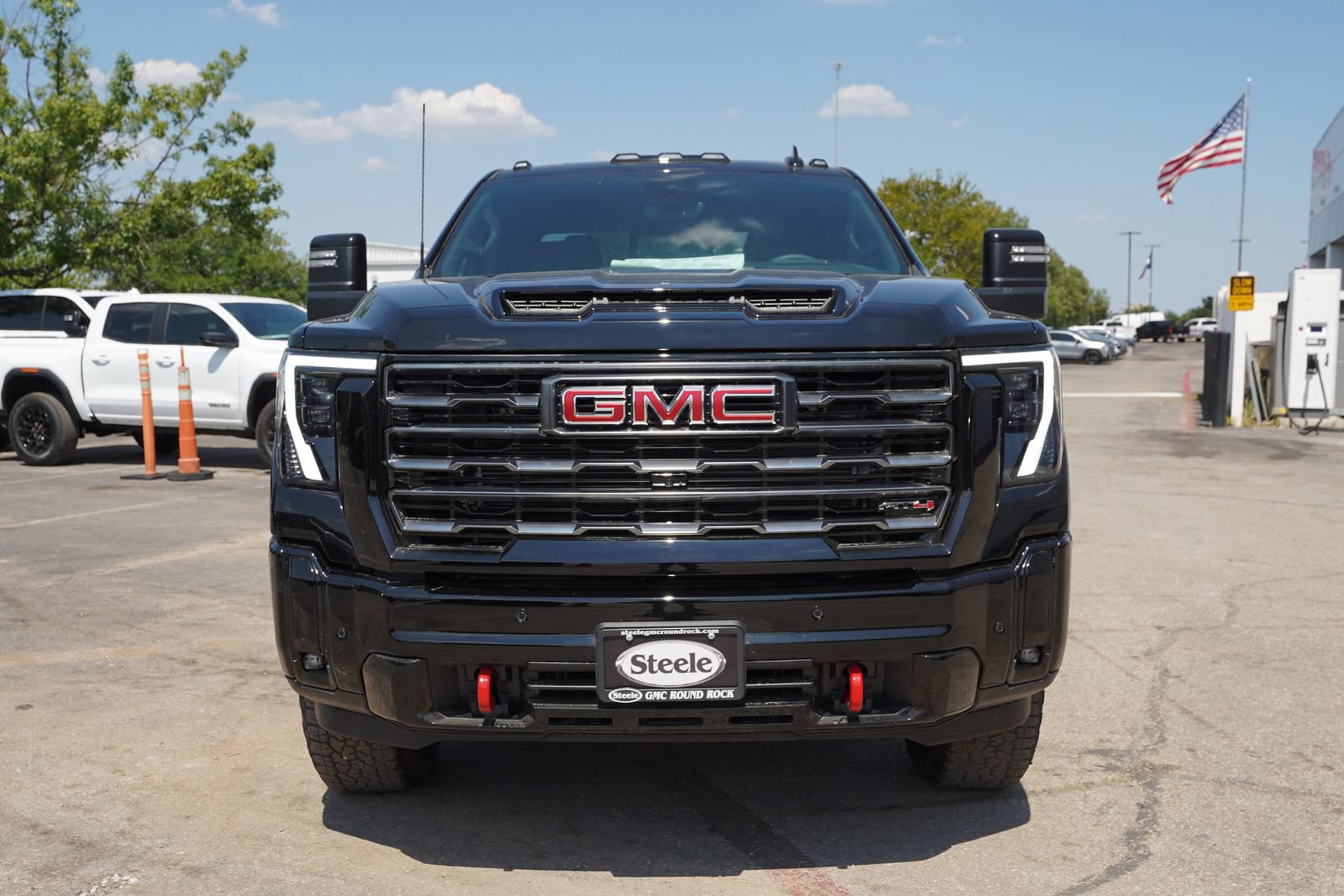 New 2026 GMC Sierra 2500 AT4 w/ AT4 Premium Plus Package AWD/4WD image 2