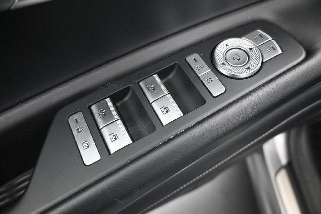 Used 2025 Genesis GV80 2.5T Standard AWD/4WD image 13