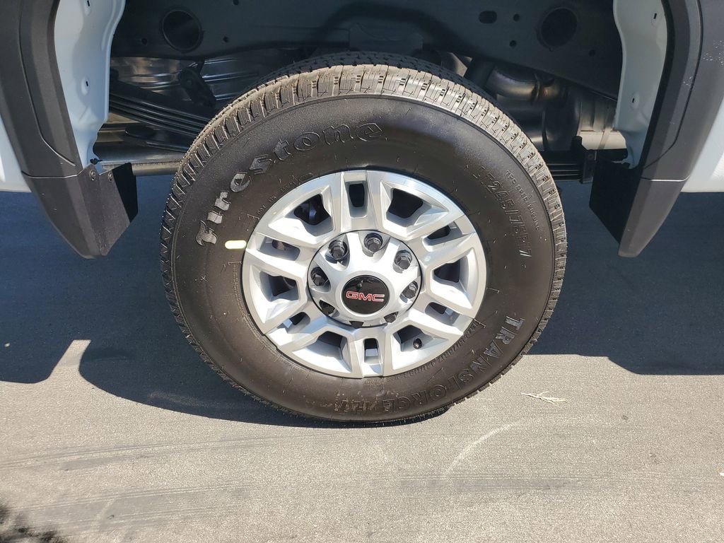 New 2026 GMC Sierra 2500 Pro image 5