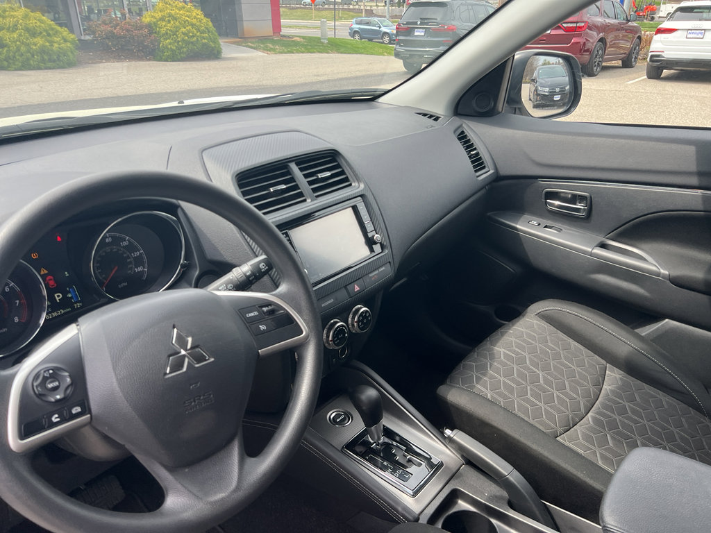 Used 2024 Mitsubishi Outlander Sport ES image 11