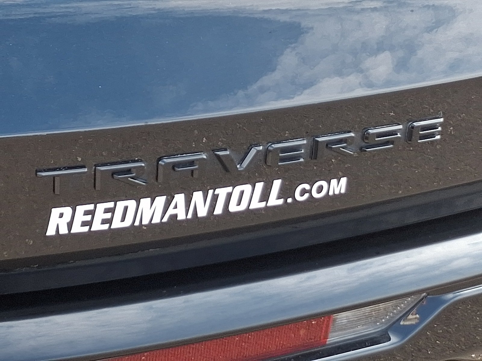 Used 2025 Chevrolet Traverse RS w/ LPO, Floor Liner Package FWD image 32