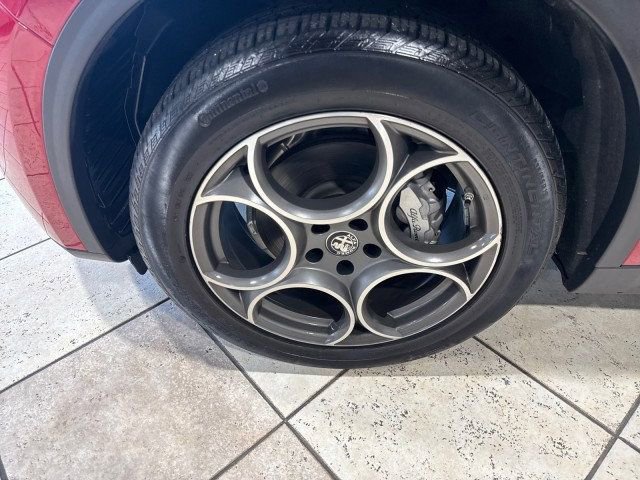 Used 2024 Alfa Romeo Stelvio Sprint image 7