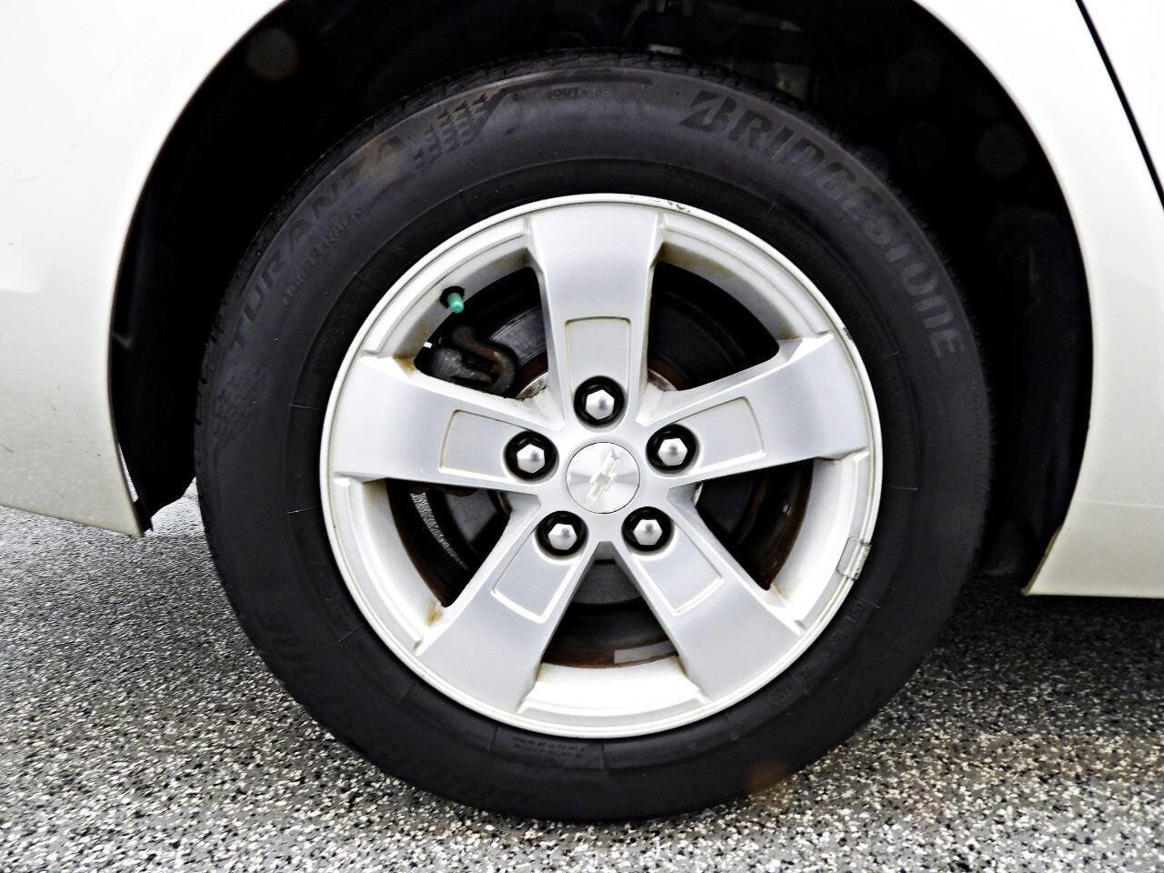 Used 2013 Chevrolet Malibu LS image 18