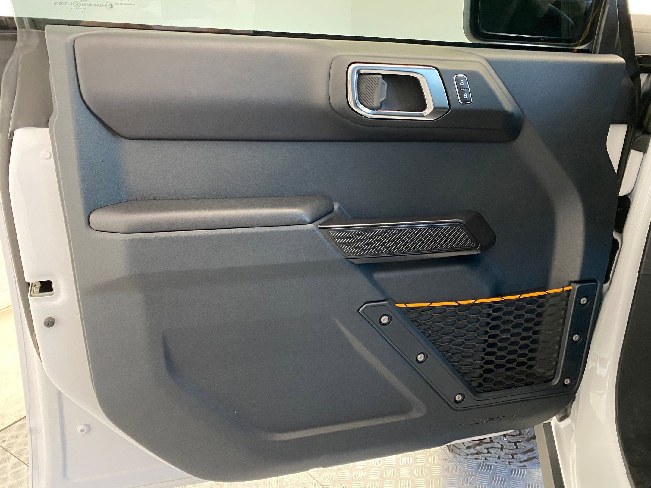 Used 2024 Ford Bronco Badlands image 12