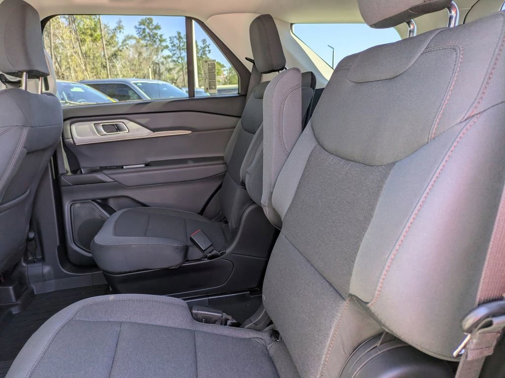 New 2026 Ford Explorer Active image 14