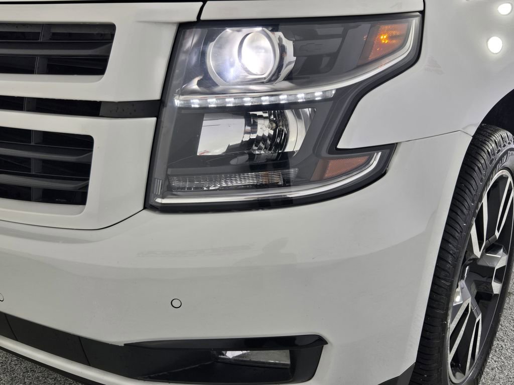 Used 2019 Chevrolet Suburban Premier image 10