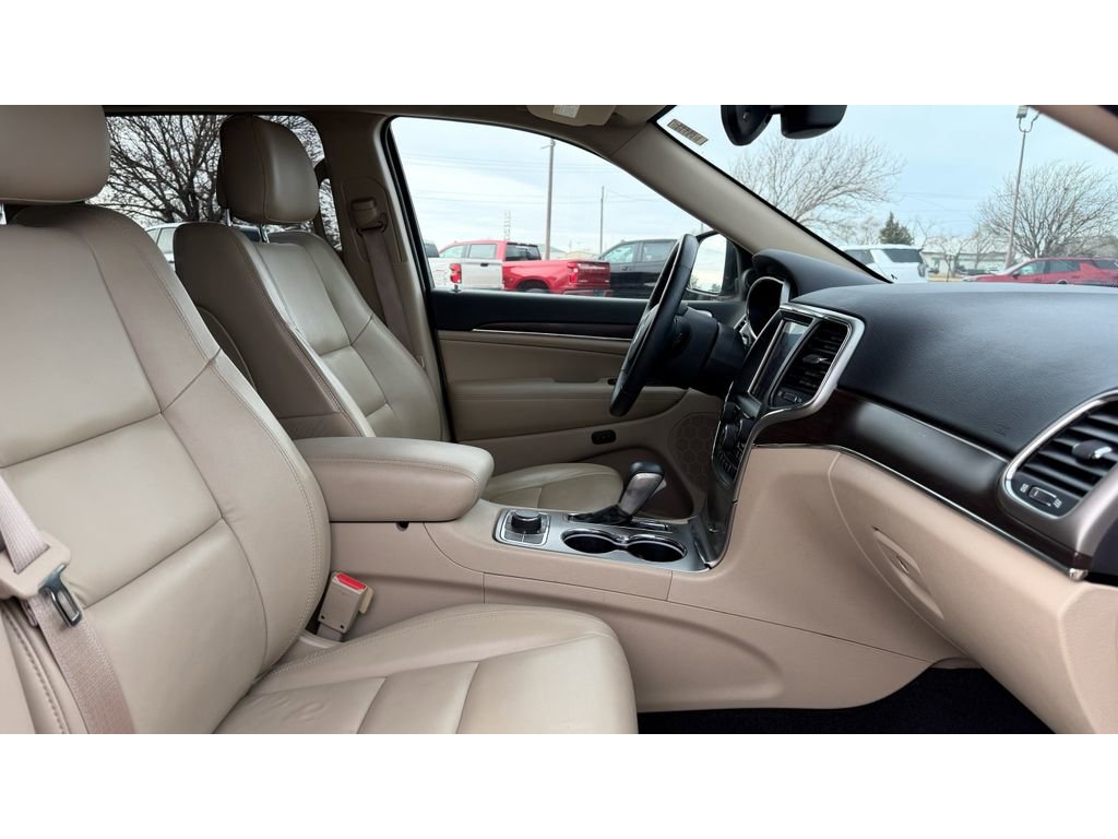 Used 2018 Jeep Grand Cherokee Limited image 13