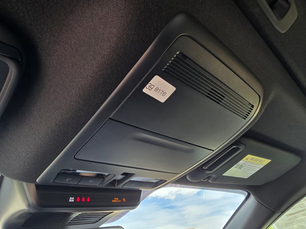 New 2026 MAZDA MAZDA3 Hatchback w/Premium Plus Pkg AWD/4WD image 22