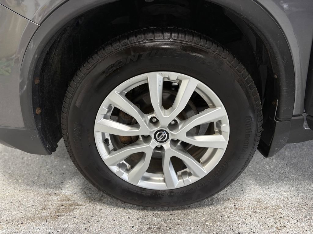 Used 2019 Nissan Rogue S image 30