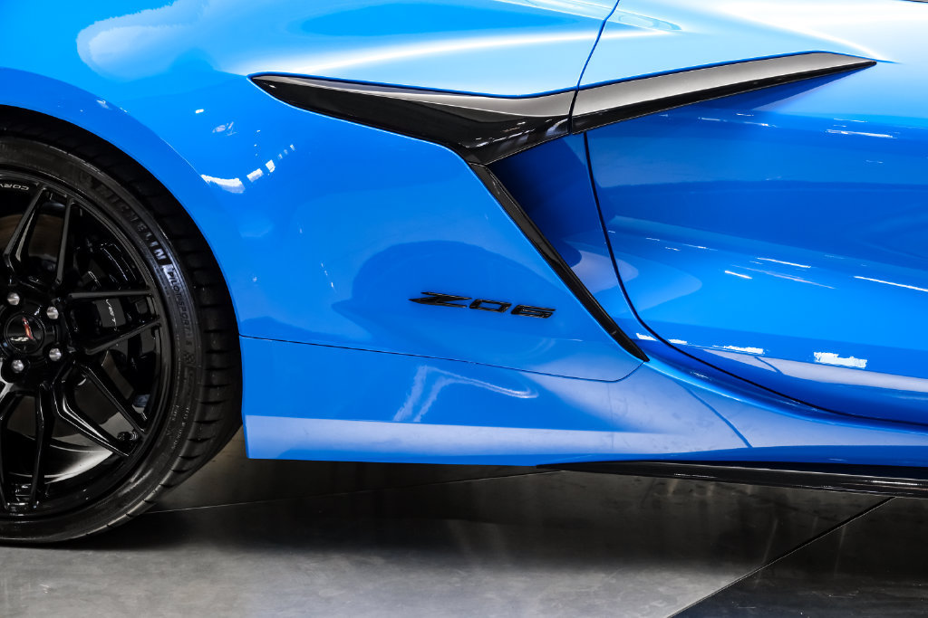 Used 2025 Chevrolet Corvette Z06 RWD image 54