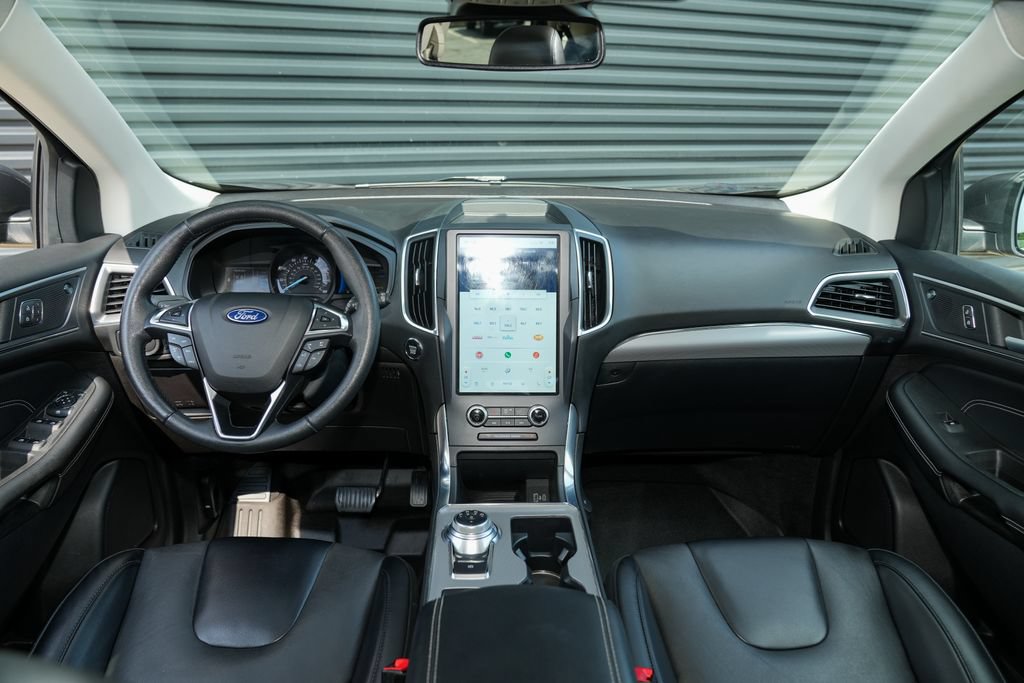 Used 2022 Ford Edge Titanium w/ Cargo Accessory Package AWD/4WD image 27