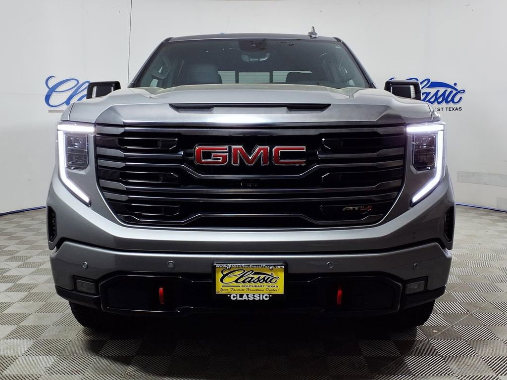 Used 2024 GMC Sierra 1500 AT4 w/ Technology Package image 3