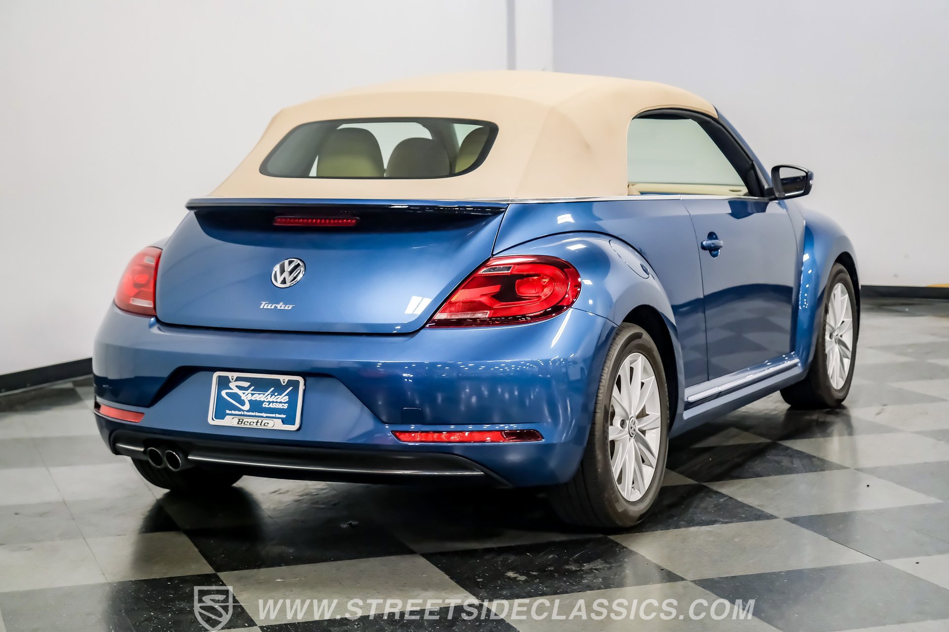 Used 2019 Volkswagen Beetle 2.0T Final Edition SEL image 25