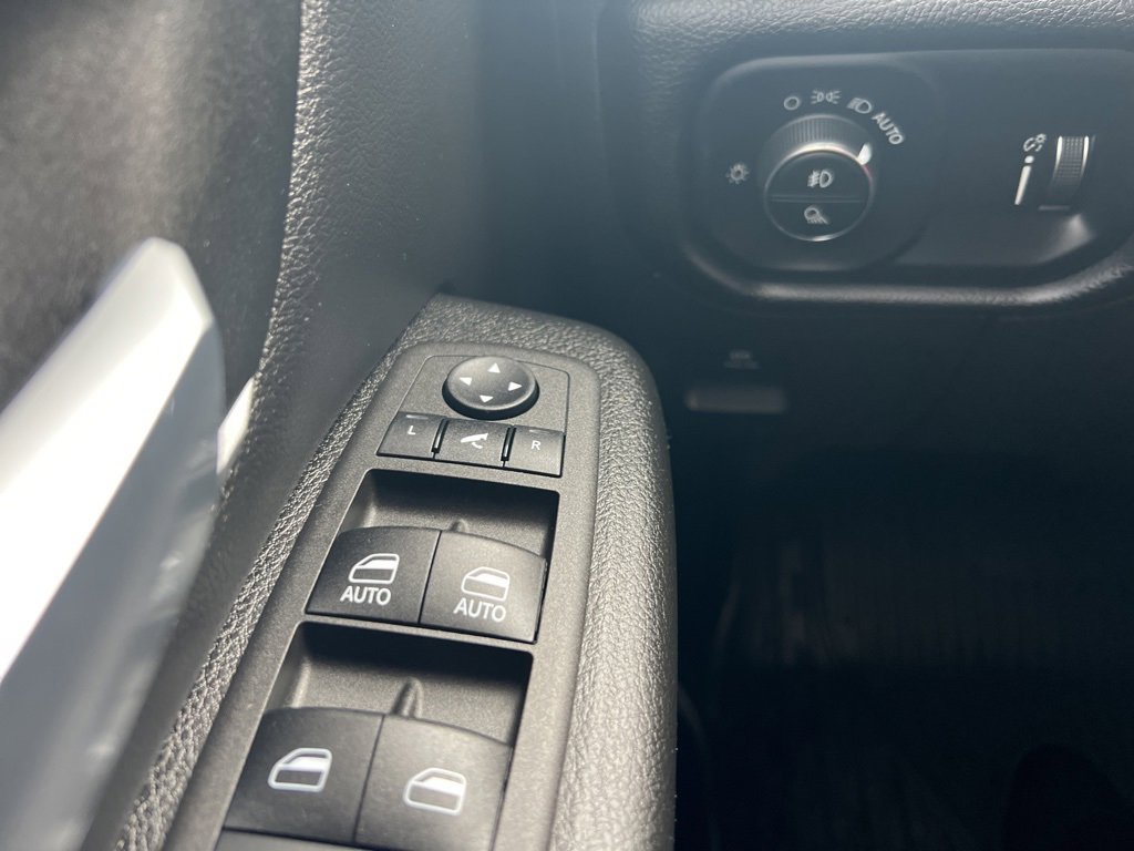 Used 2023 RAM 1500 Big Horn image 19