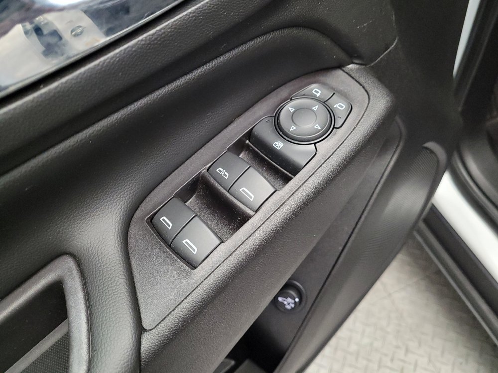 Used 2020 Chevrolet Equinox LT w/ Driver Convenience Package FWD image 27