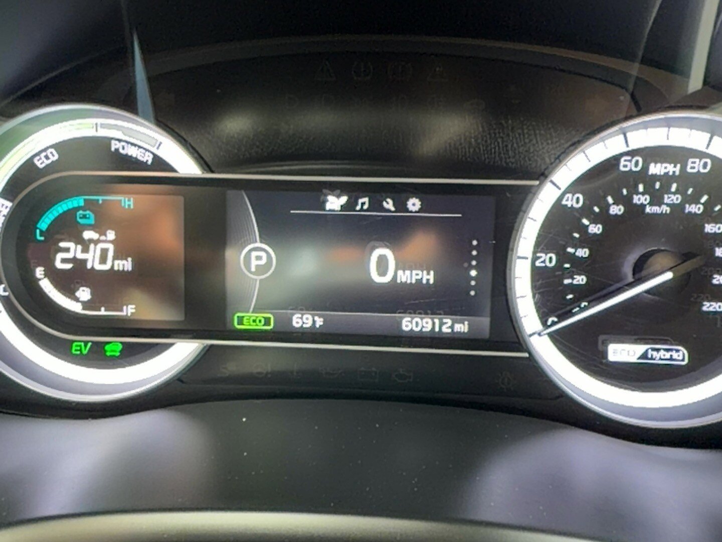 Used 2017 Kia Niro FE FWD image 8