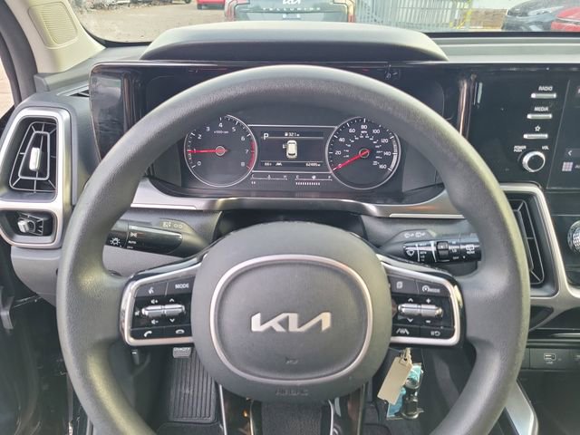 Used 2022 Kia Sorento LX image 18