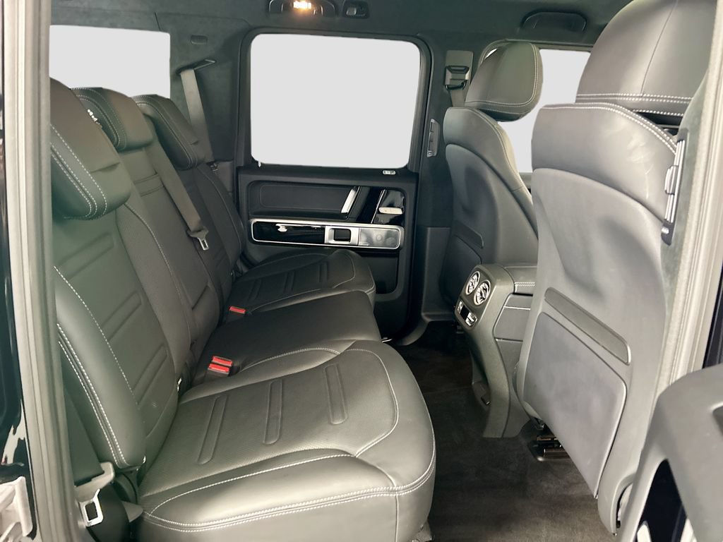 Used 2025 Mercedes-Benz G 550 image 21