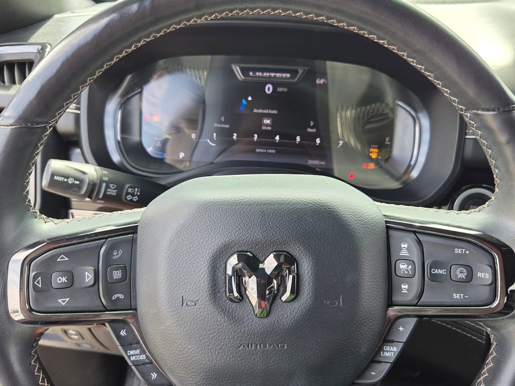Used 2025 RAM 1500 Limited AWD/4WD image 22
