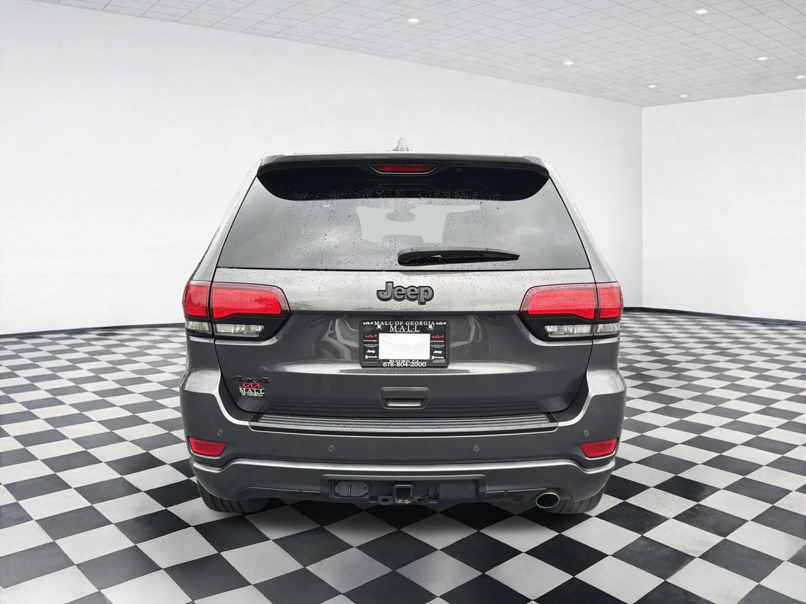 Used 2018 Jeep Grand Cherokee Altitude AWD/4WD image 5