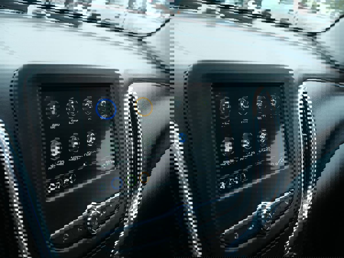 Used 2019 Chevrolet Equinox LT image 13