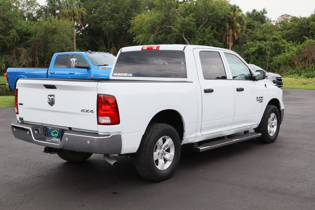 Used 2022 RAM 1500 Classic SLT w/ Electronics Group AWD/4WD image 9