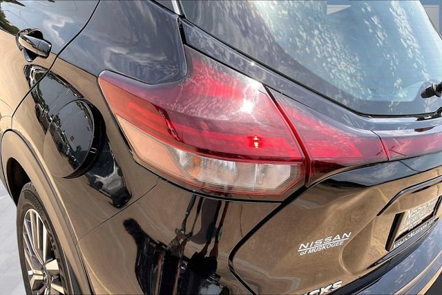 Used 2024 Nissan Kicks SV FWD image 21