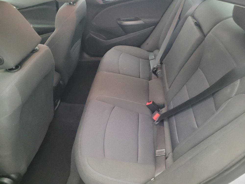 Used 2018 Chevrolet Cruze LT image 18