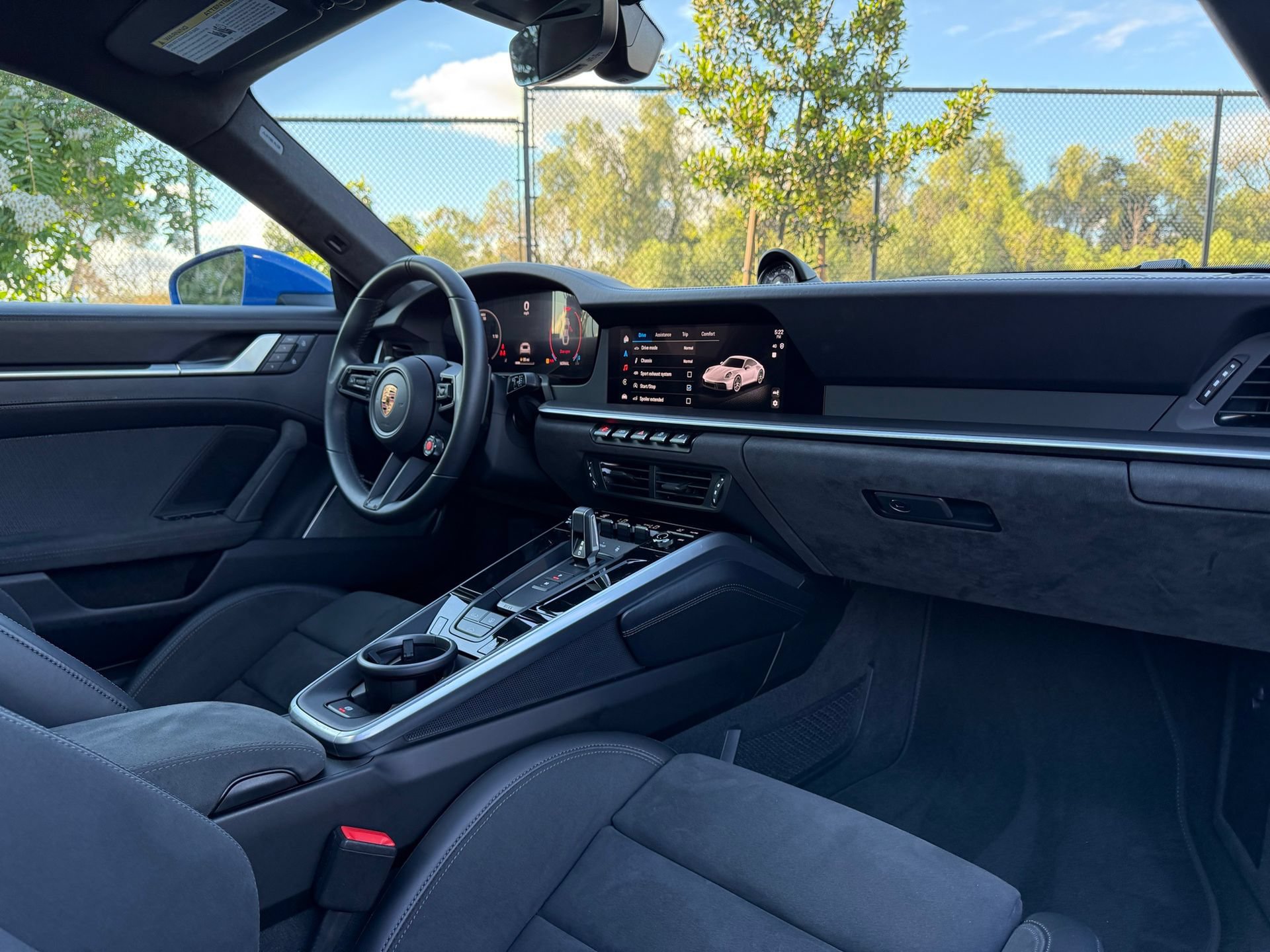 Certified 2025 Porsche 911 Carrera 4 GTS AWD/4WD image 27