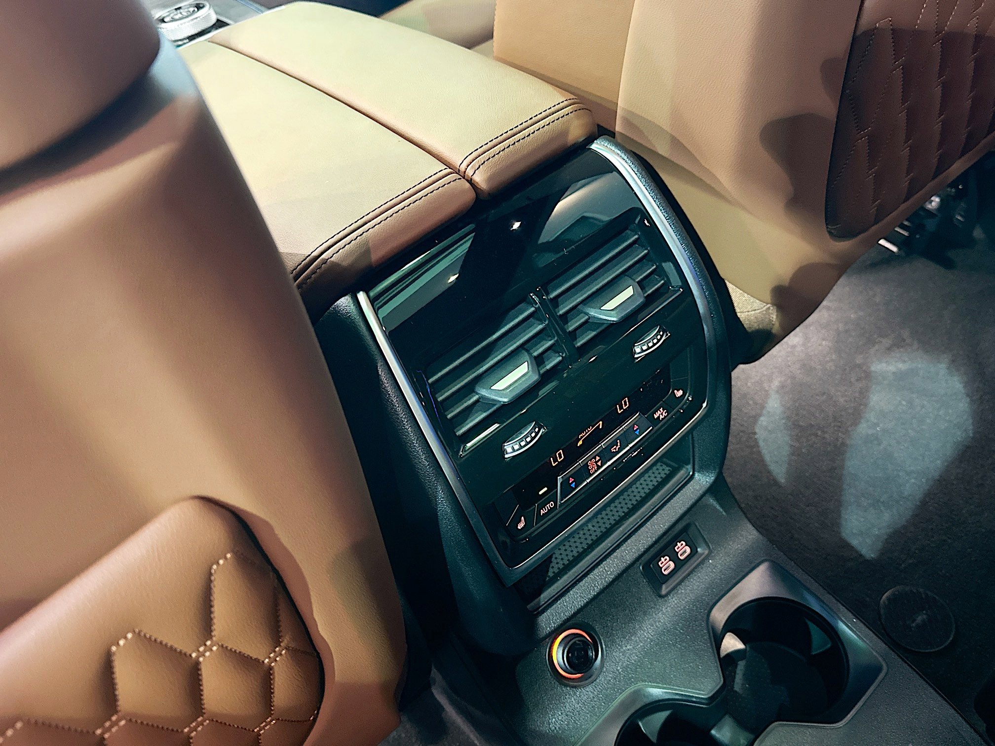 New 2026 BMW ALPINA XB7 image 17