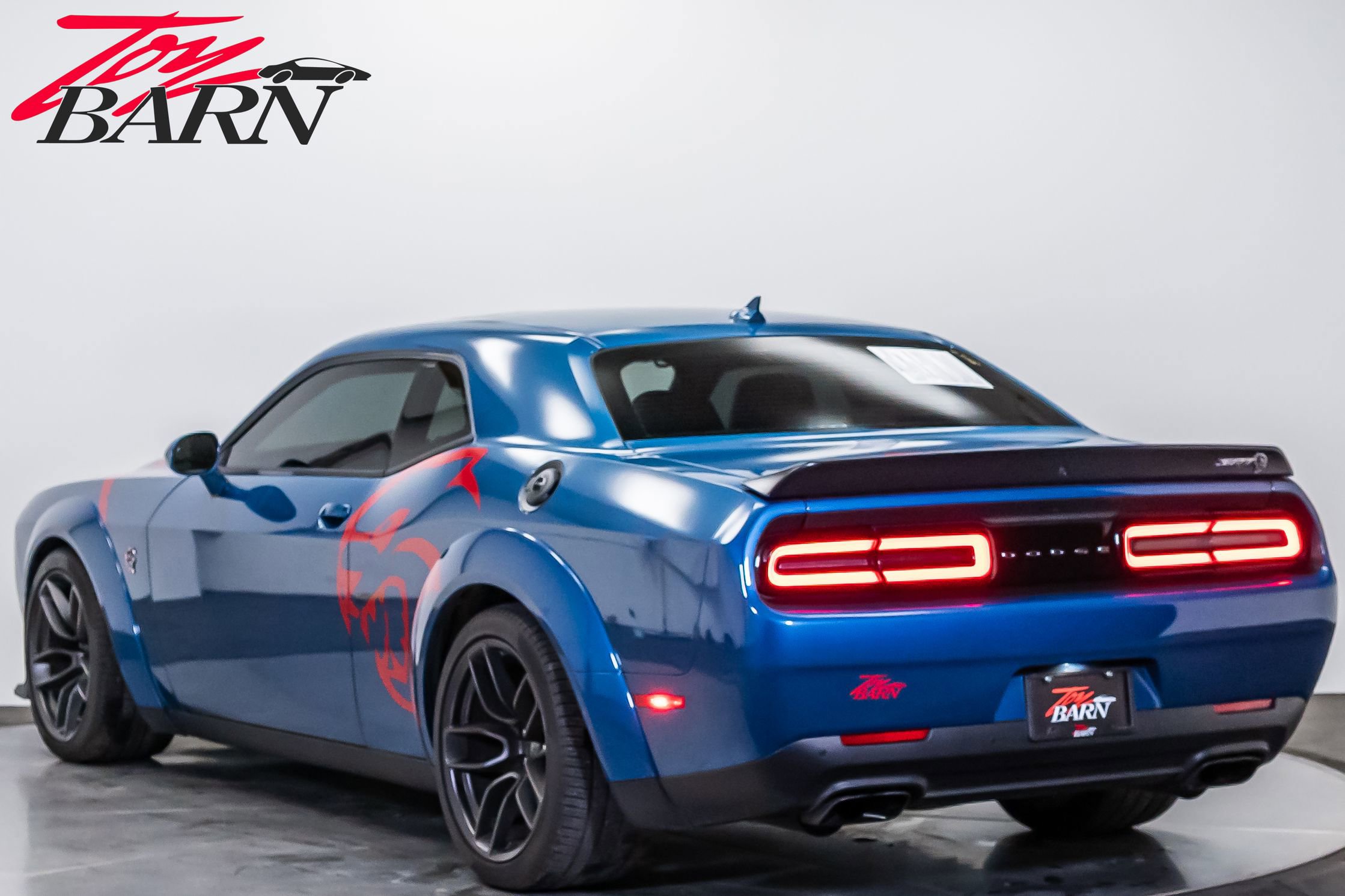 Used 2023 Dodge Challenger SRT Hellcat image 3