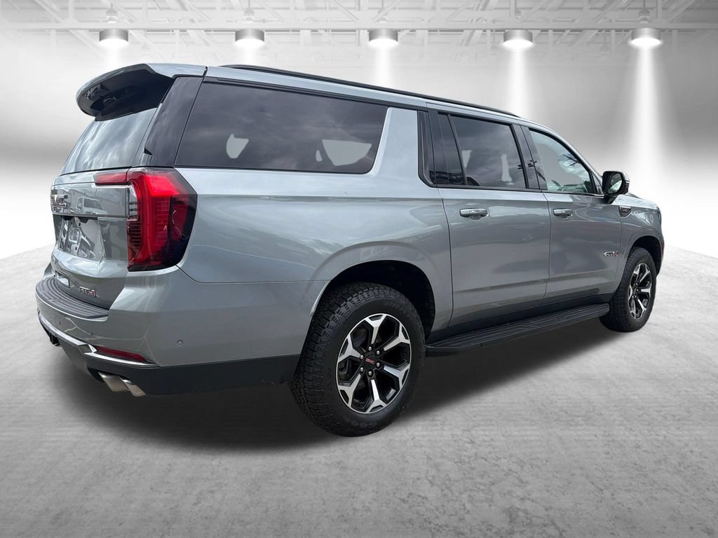 Certified 2025 GMC Yukon XL AT4 AWD/4WD image 6