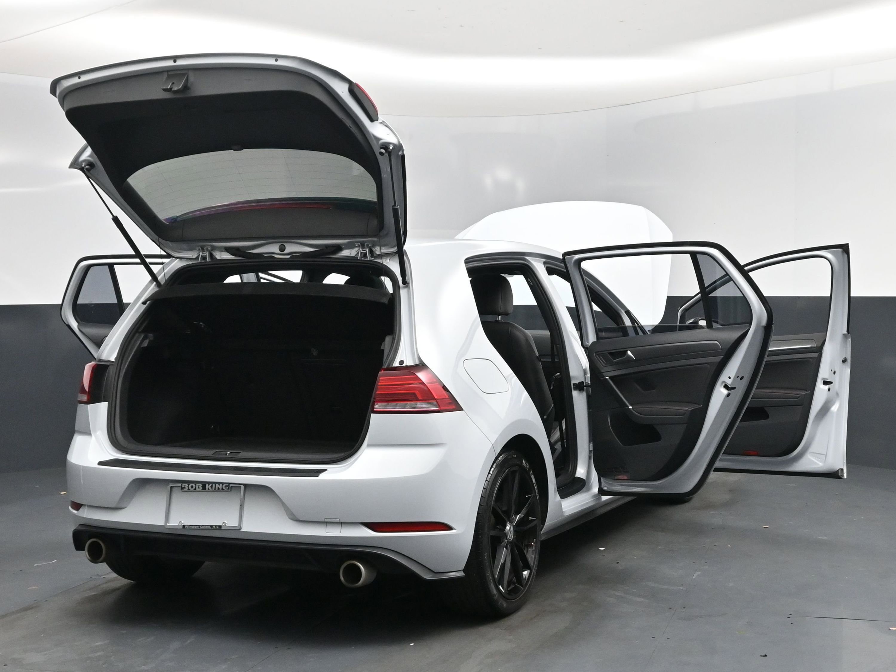 Used 2021 Volkswagen GTI Autobahn image 19