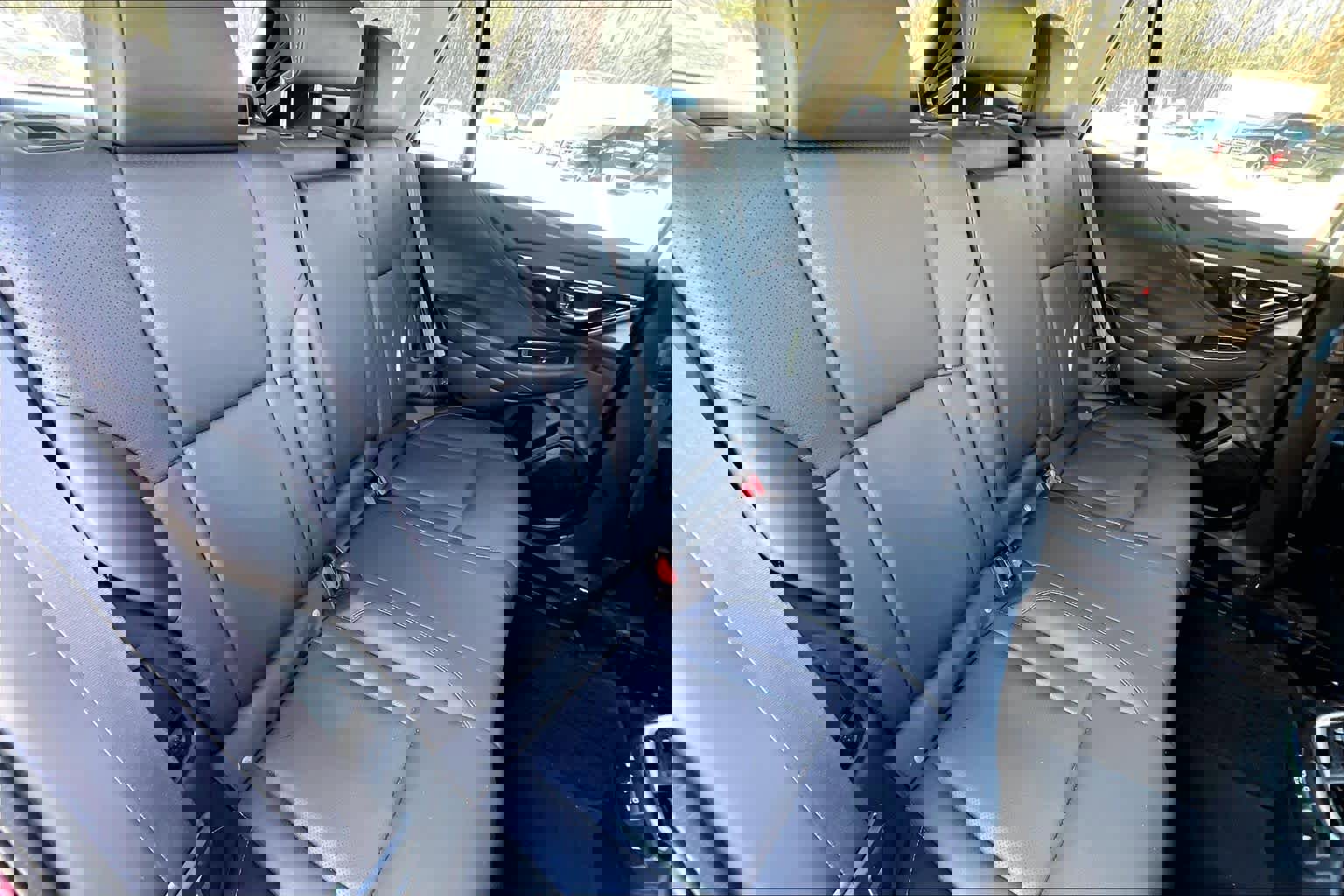 Used 2022 Subaru Outback Limited image 19