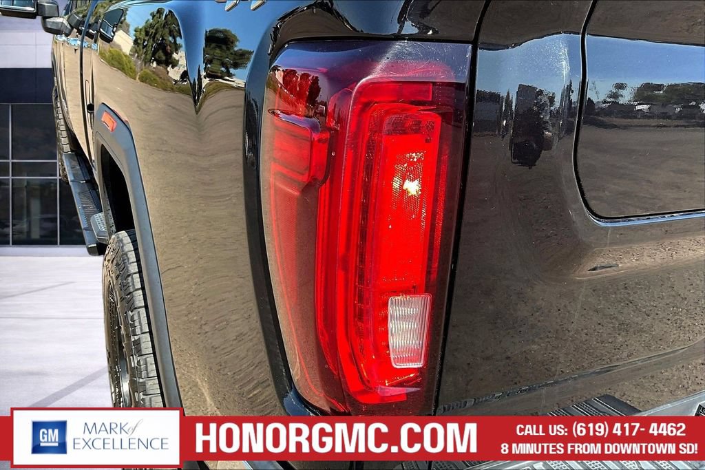 Used 2022 GMC Sierra 2500 SLT w/ SLT Convenience Package AWD/4WD image 24