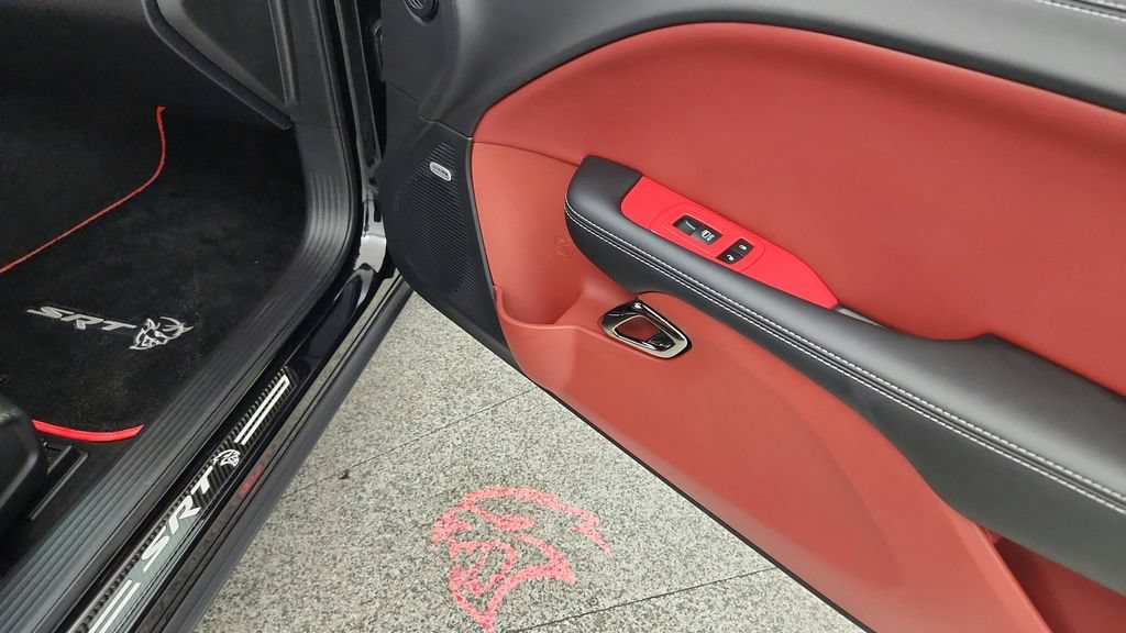 Used 2023 Dodge Challenger SRT Hellcat RWD image 29