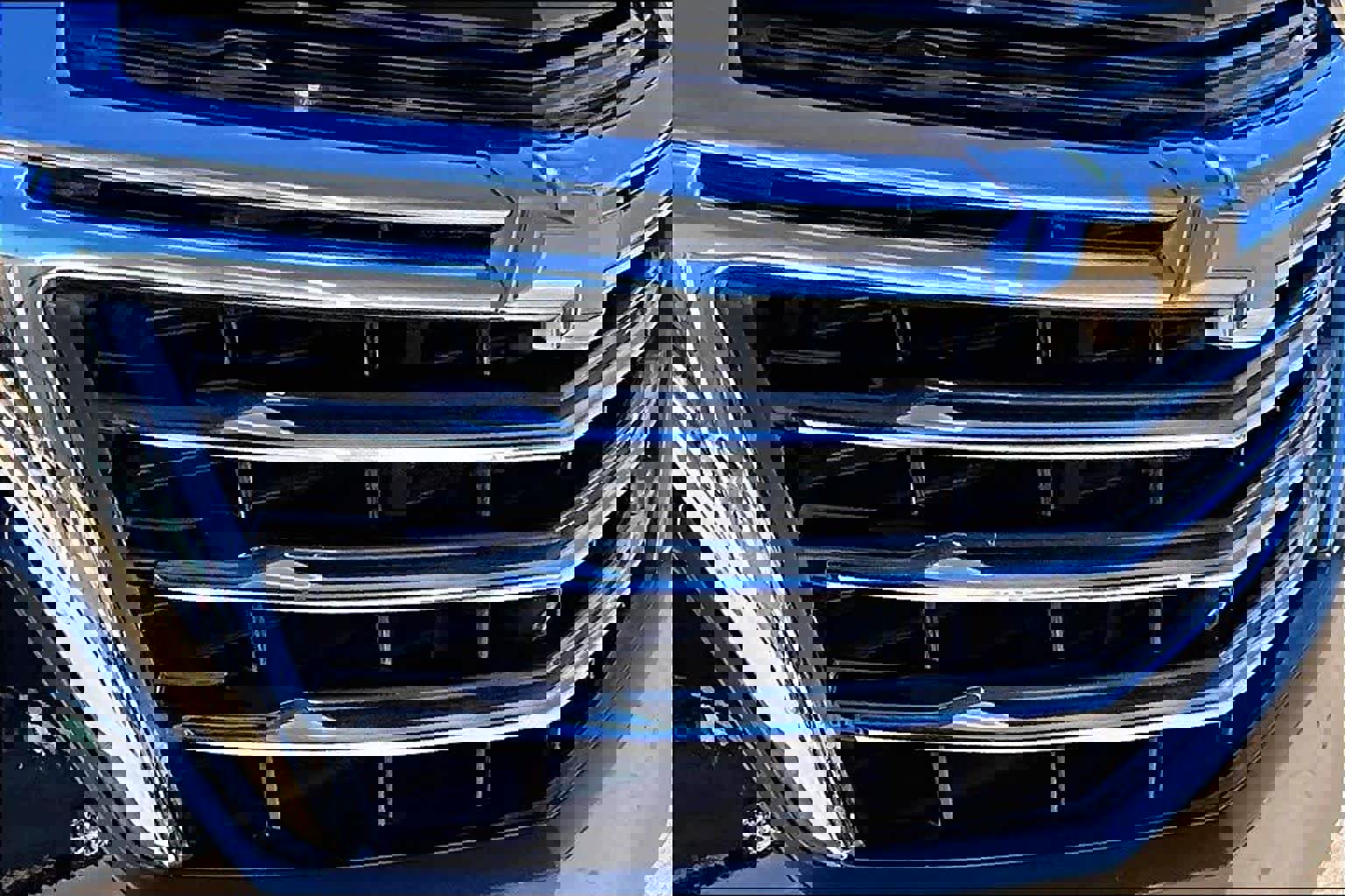 Used 2023 Chevrolet Equinox Premier image 28