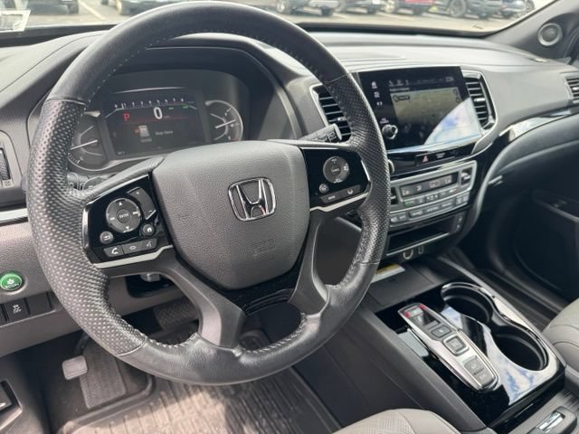 Used 2022 Honda Passport Elite image 14