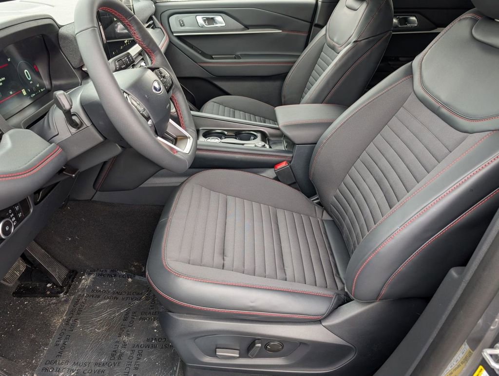 New 2026 Ford Explorer ST-Line w/ ST-Line Street Pack image 19